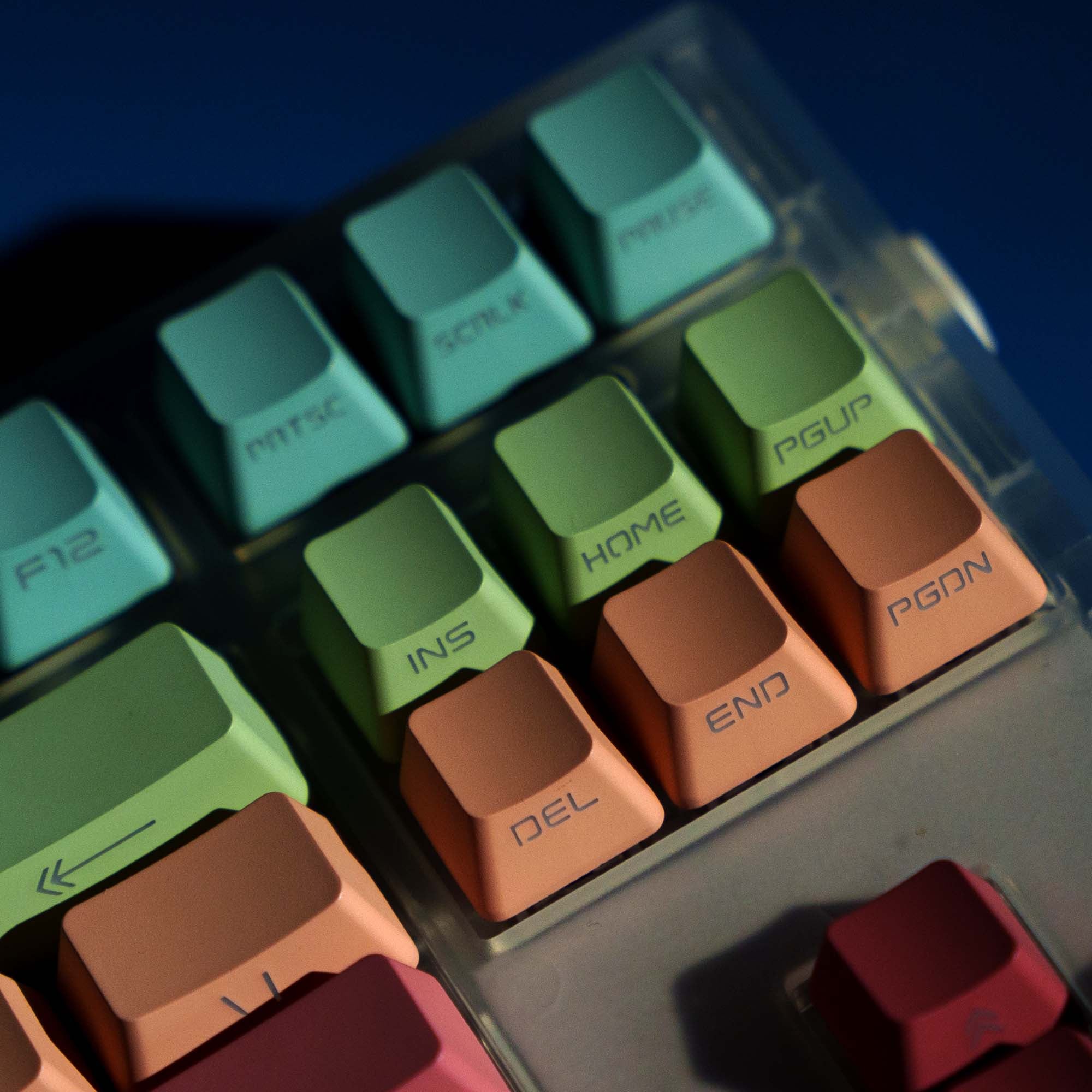 customize-keycaps-ice-cream-oem-profile-pbt-keycaps-backlit-keycap-set